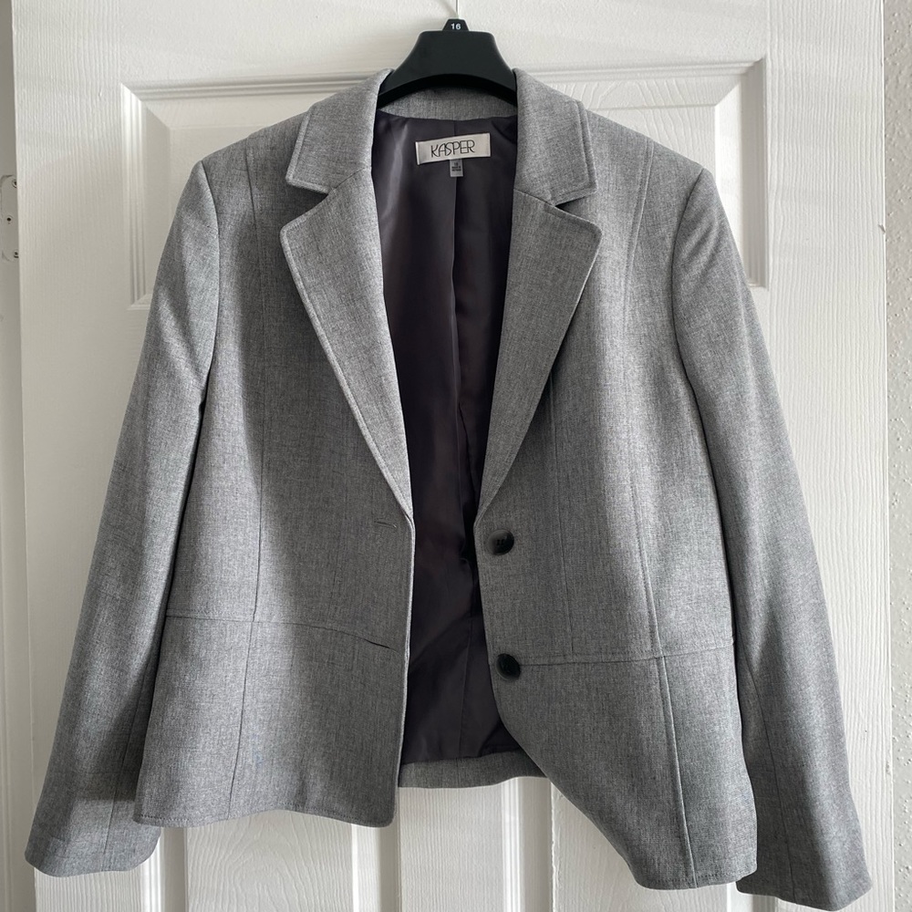 Kasper Women’s Pants Suit